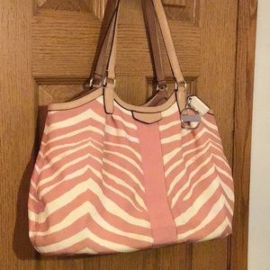 COACH Pink/Beige Large Tote ~10”L x 17”W x 9”Open
